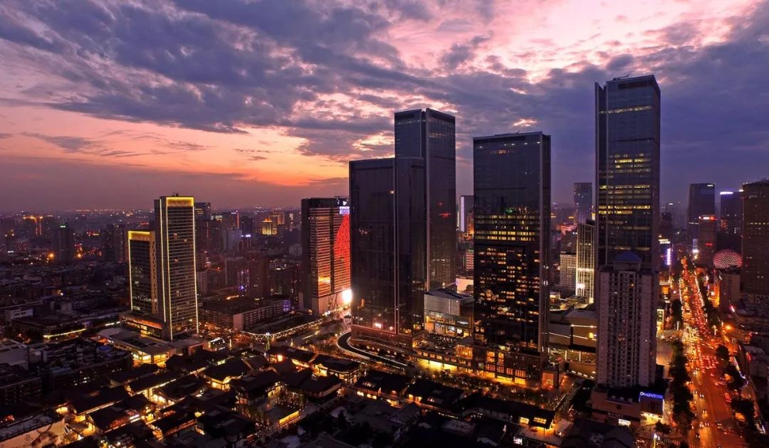 梦想的摇篮，四川蜕变之旅